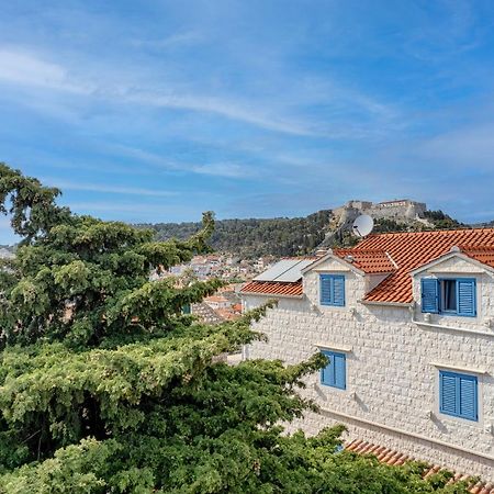 Villa Capitis In The Center- Exclusive Apartment Hvar Town Luaran gambar